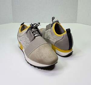 Steve Madden Attack Gray Suede and Rhinestone Sneakers Women’s 7.5